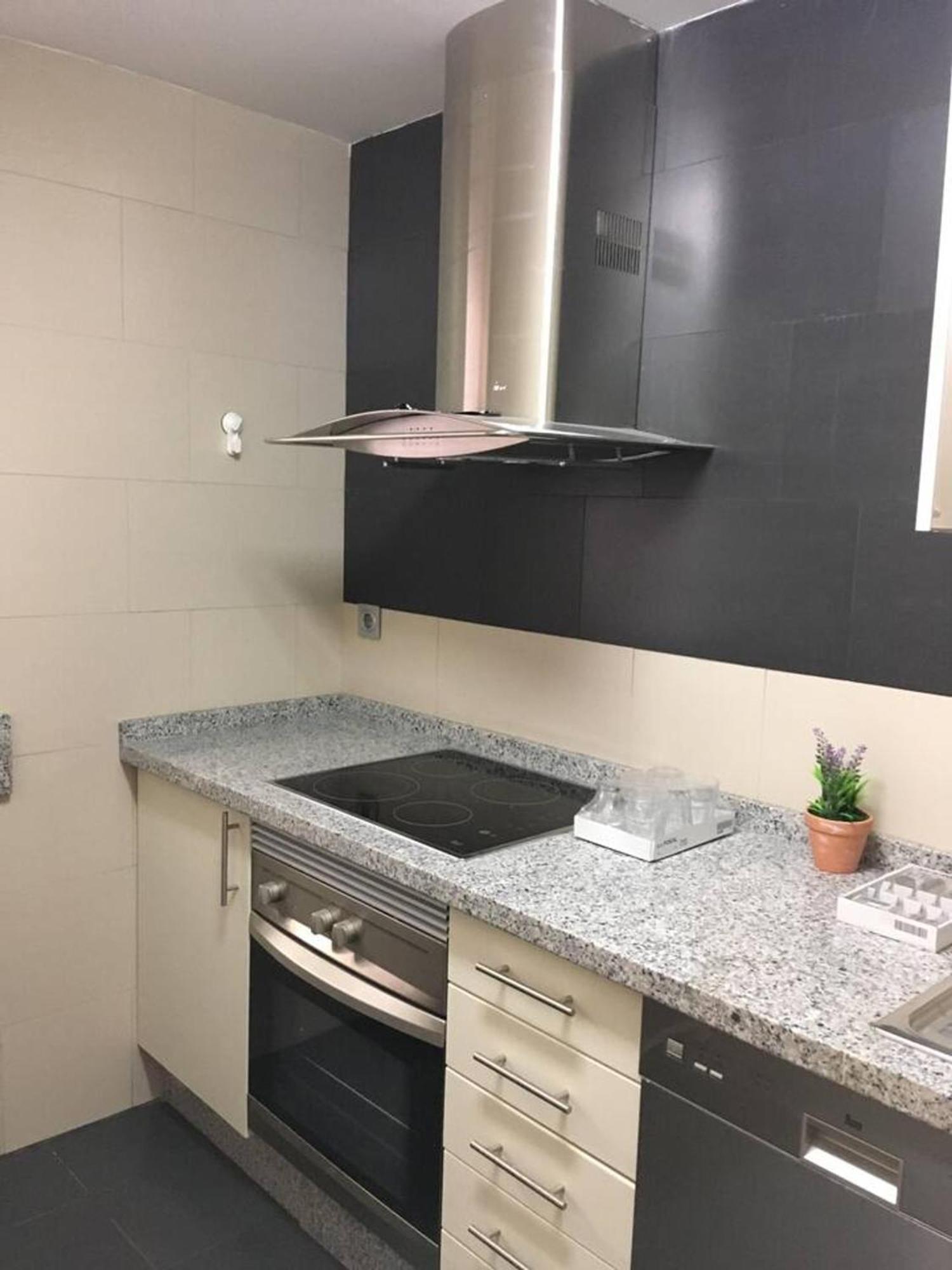 Comfortable In The Centre Of 60 M² Parking *